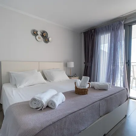 La Luna Aparthotel