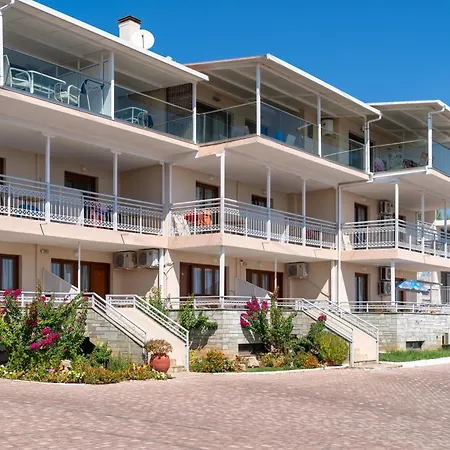 Apart-hotel La Luna 3*