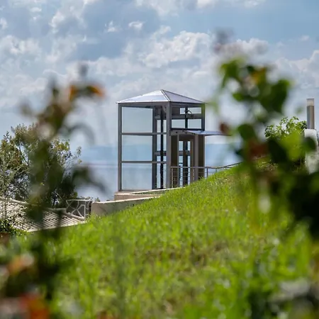 Lejlighedshotel La Luna Troulos