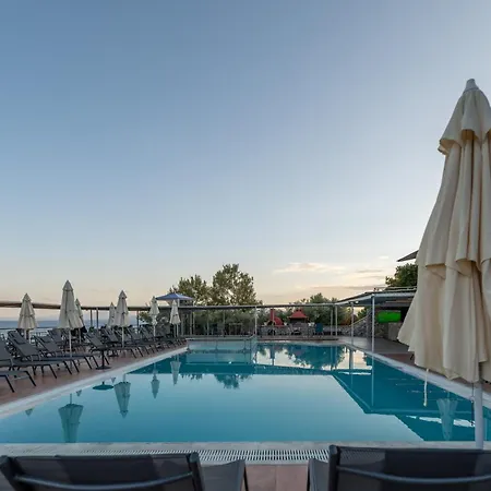 Apart-hotel La Luna Troulos