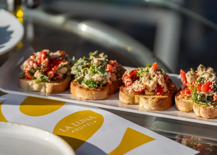 La Luna Aparthotel Troulos