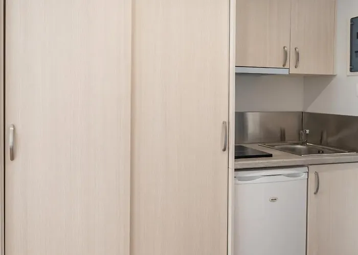 La Luna Aparthotel 3*