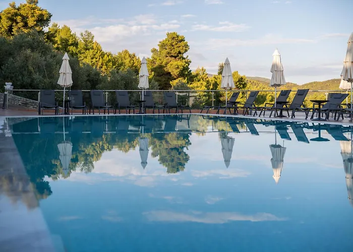 La Luna Aparthotel Troulos