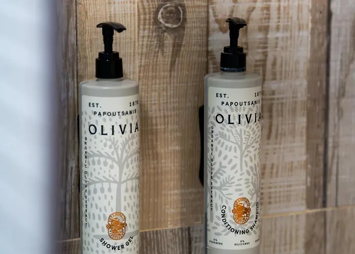 Aparthotel La Luna Troulos